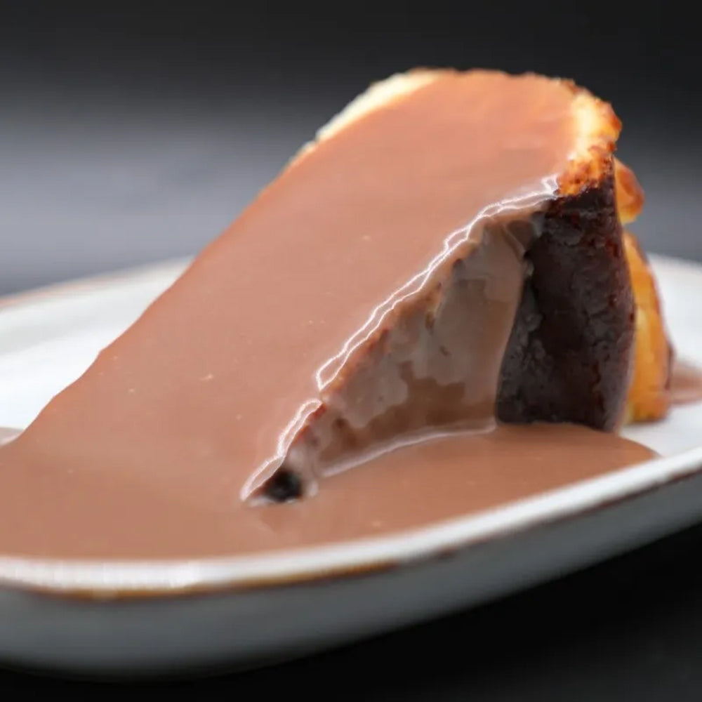 OG Cheesecake + Choc.Sauce